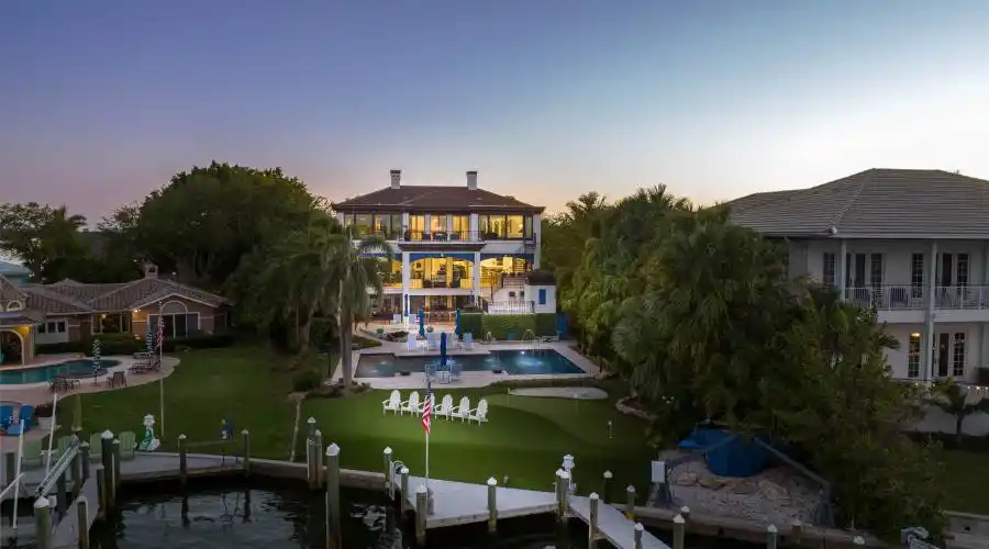 799 Freeling Dr, Sarasota, Florida 34242, United States, 4 Bedrooms Bedrooms, 14 Rooms Rooms,5 BathroomsBathrooms,Residential,For Sale,Vivre Le Reve,Freeling Dr,1184669